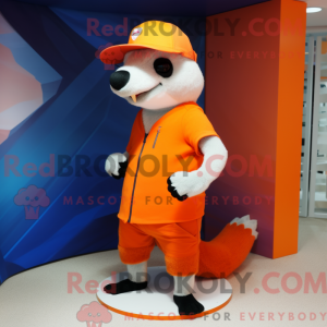 Orange Badger maskot...
