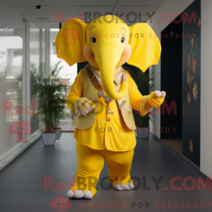 Uma máscara de elefante com...