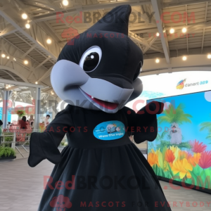 Figura de máscara de delfin...