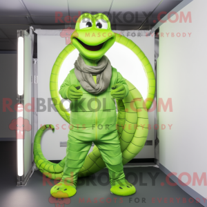 Limegrønn...