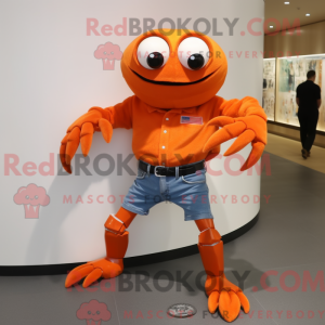 Máscara laranja laranja com...