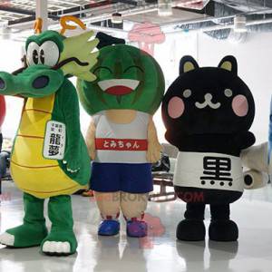 4 mascottes japonaises de jeu vidéo de mangas