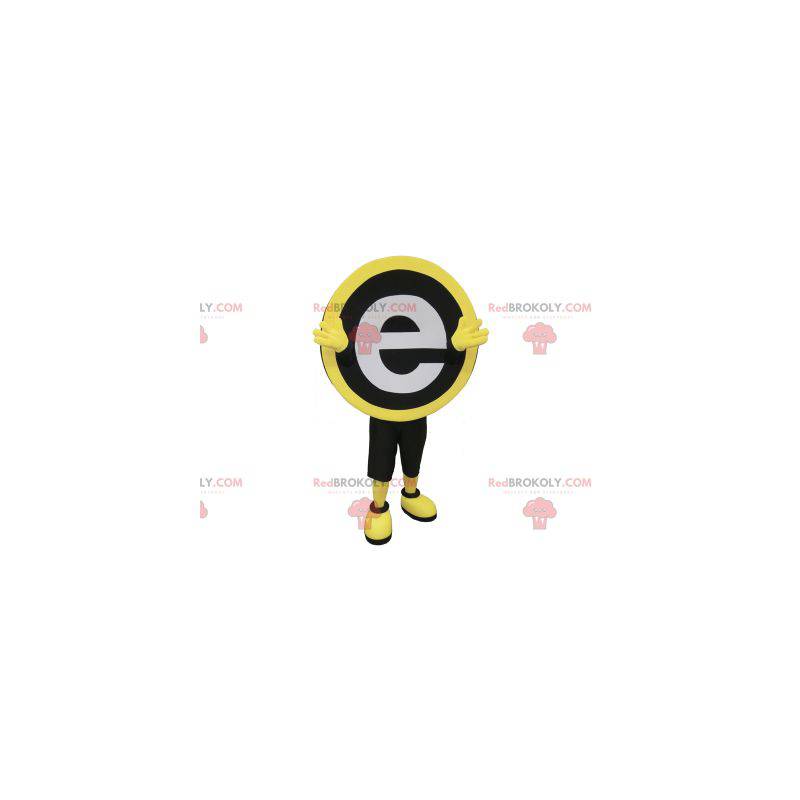 Kulatý černý, žlutý a bílý maskot s písmenem E. - Redbrokoly.com