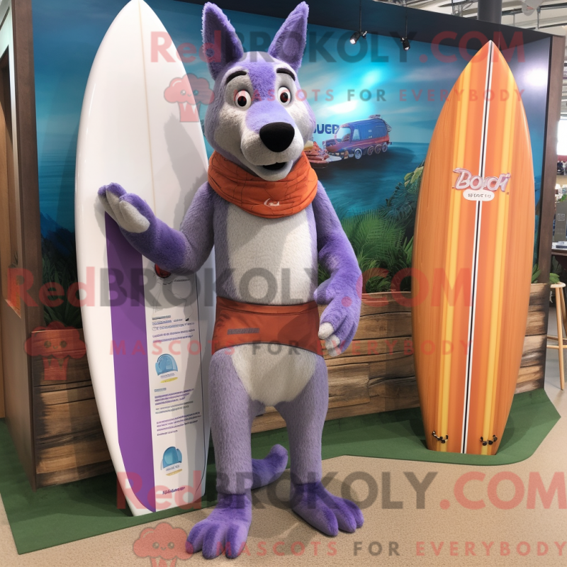 Fantasia de mascote Dingo lavanda com bermuda e pulseiras - Mascotes Dingo - REBROKO_225409 - RedBrokoly.com