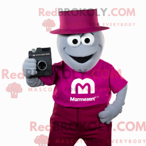 Magenta kamera maskot...