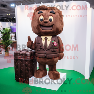 Brun bryllupskake máscara...