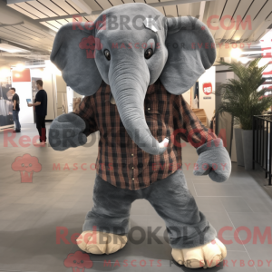 Grande máscara de elefante...