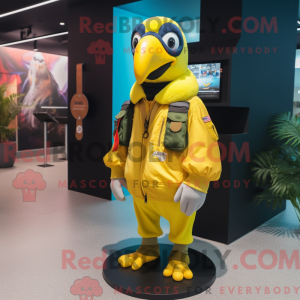 Personaggio mascotte tucano...