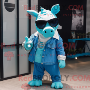 Cyan Rhinoceros maskot...