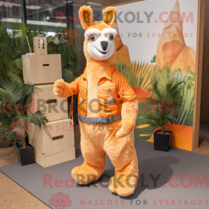 Mascotte de lama orange...