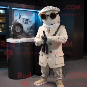 Cream Sniper maskot...