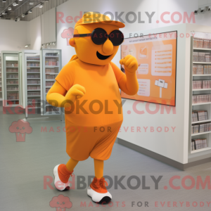 Orange Moussaka maskot...