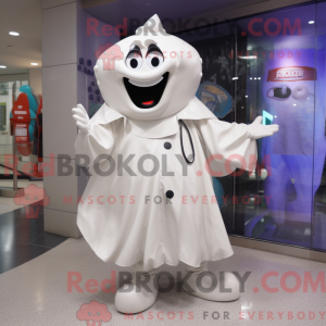 White Lasagna mascot...