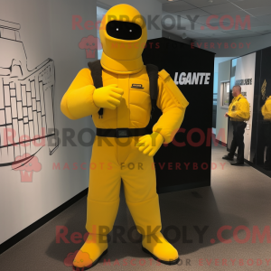Mascotte de Gi Joe jaune...