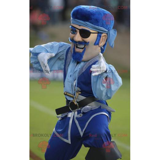 Piratenmaskottchen mit Schnurrbart im blauen Outfit -