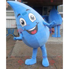 Mascotte de goutte d'eau géante et souriante. Costume de goutte