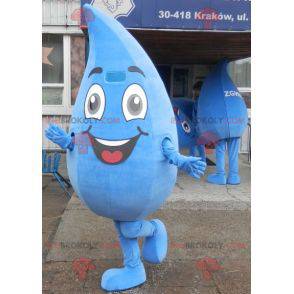 Mascotte de goutte d'eau géante et souriante. Costume de goutte