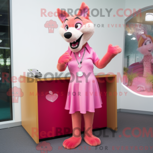 Pink Dingo Maskottchen...