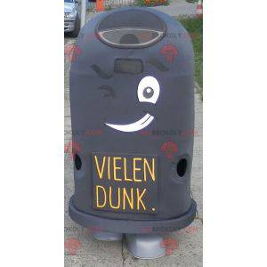 Mascote gigante do lixo preto. Dumpster Cosume - Redbrokoly.com