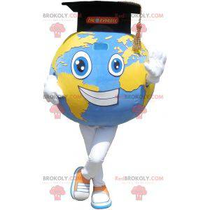 Gigantyczna maskotka mapy świata z czapką absolwenta -