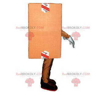 Smiling brown delivery parcel cardboard mascot - Redbrokoly.com