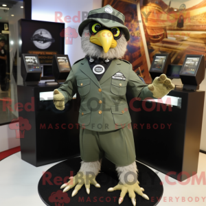 Olive Eagle Maskottchen...