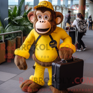Gul chimpanse maskot...