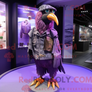 Fantasia de mascote corvo roxo com calça cargo e presilhas de cachecol - Mascotes do corvo - REBROKO_235602 - RedBrokoly.com