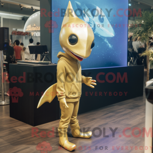 Gold Swordfish maskot...