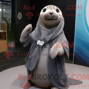 Grande figura de máscara de...