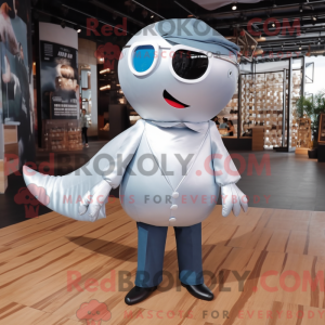 Silver Whale maskot kostume...