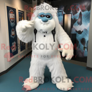 Uma máscara de Yeti com uma...