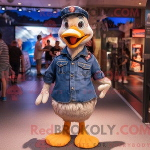 Maskotka Navy Goose składa...