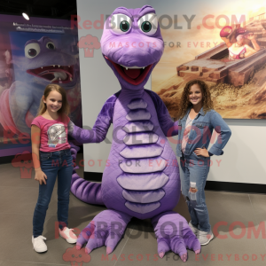 Mascotte de Python violet...