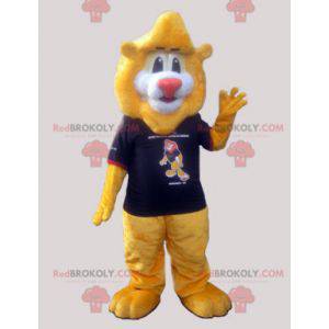 Grande mascote leão amarelo macio com uma camiseta -