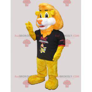 Mascotte de gros lion jaune tout doux avec un t-shirt -