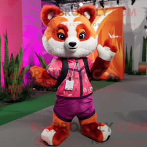 Magenta Rode Panda...