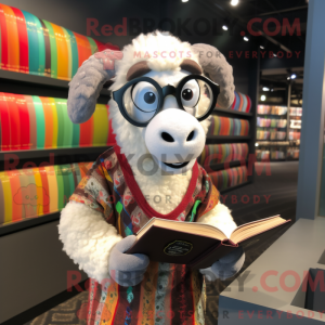 Ram-mascottekostuum gekleed...