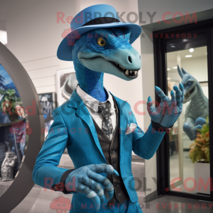 Cyaan Utahraptor...