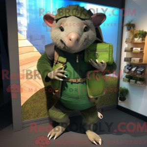 Grøn Armadillo maskot...