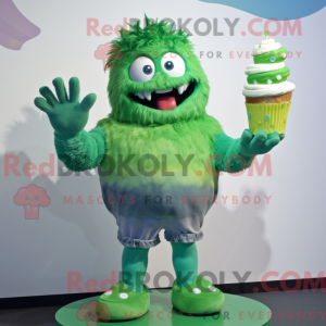 Fantasia de mascote de cupcake verde com bermuda e luvas - Cupcake Mascotes - REBROKO_243453 - RedBrokoly.com