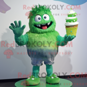 Fantasia de mascote de cupcake verde com bermuda e luvas - Cupcake Mascotes - REBROKO_243453 - RedBrokoly.com