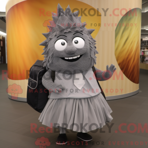 Gray Pepper maskot...