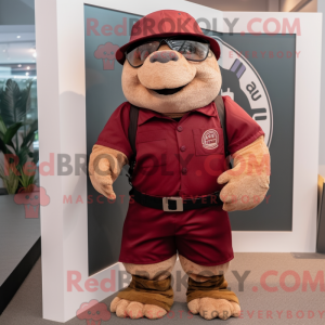 Maroon Glyptodon maskot...