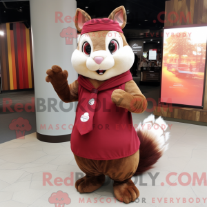 Maroon Squirrel maskot...