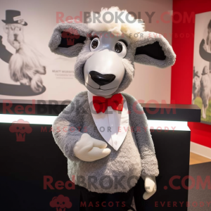 Máscara de Merino Sau com...