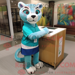 Cyan Mountain Lion maskot...