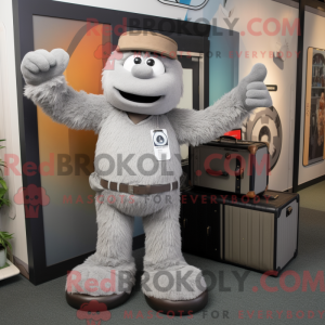Grijze armband mascotte...