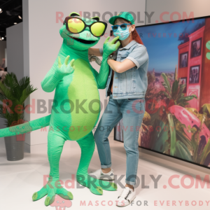 Lime Green Lizard maskot...