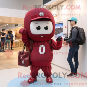 Maroon Camera maskot...